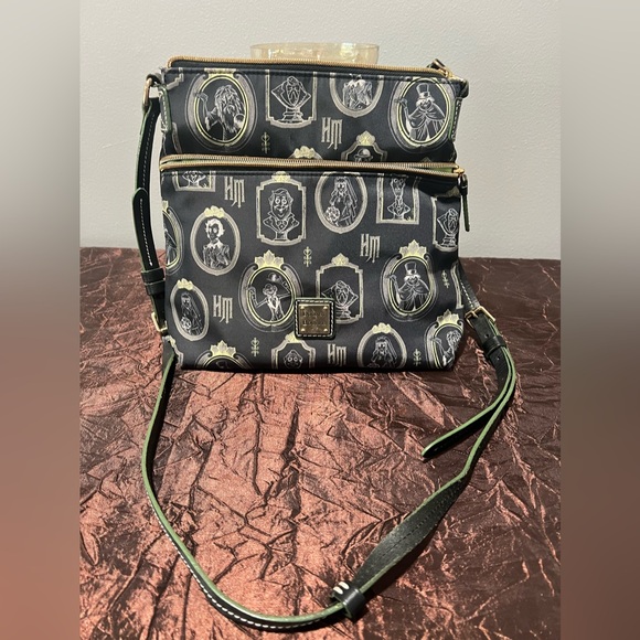 Disney Dooney & Bourke Haunted Mansion Nylon Portraits Crossbody Handbag - Picture 2 of 7